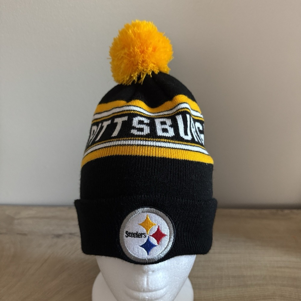 NFL Pittsburgh Steelers Yellow/Black One Size Cuffed Knit Cap Football Beanie